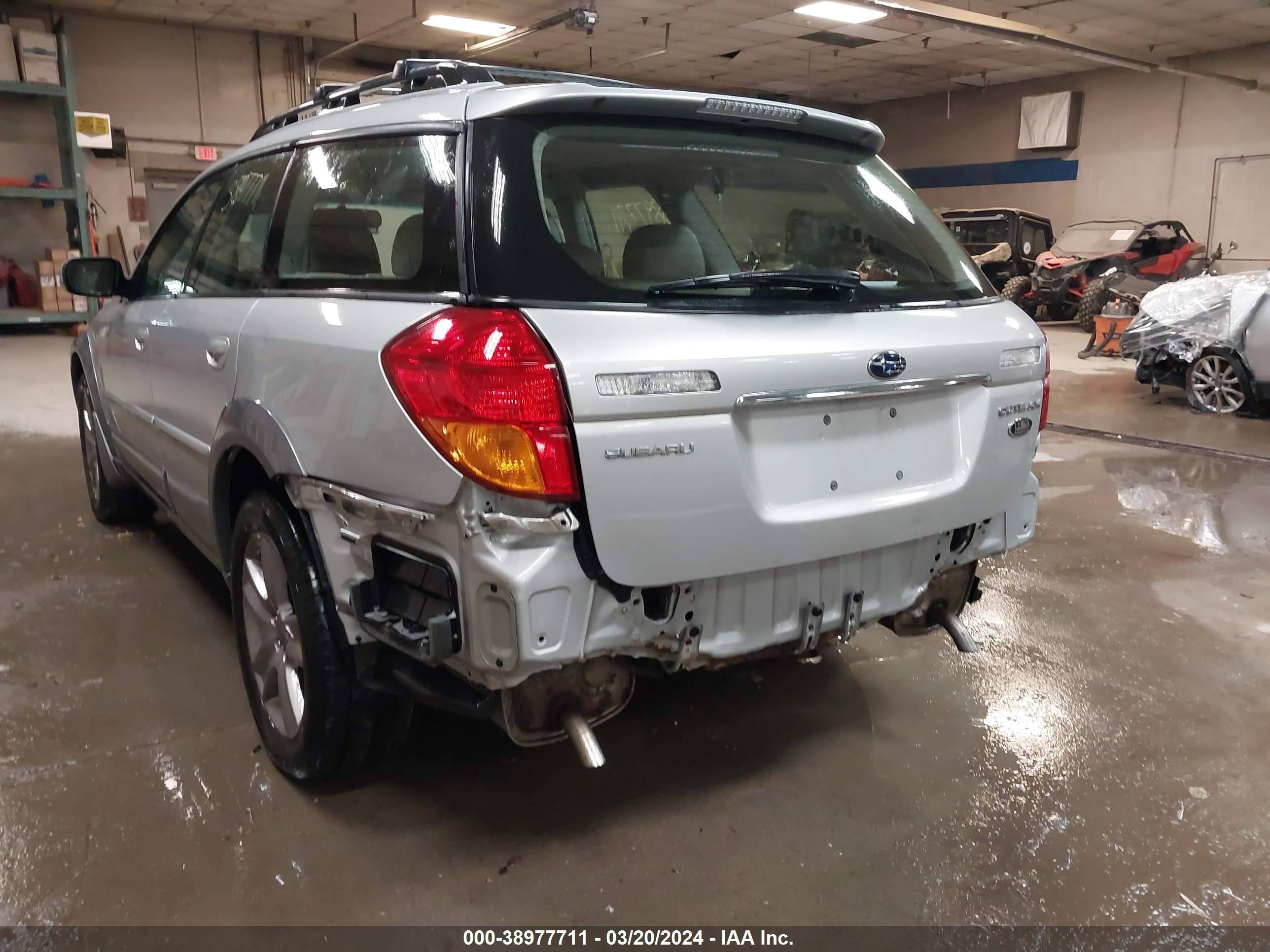 Photo 5 VIN: 4S4BP86C264327095 - SUBARU OUTBACK 