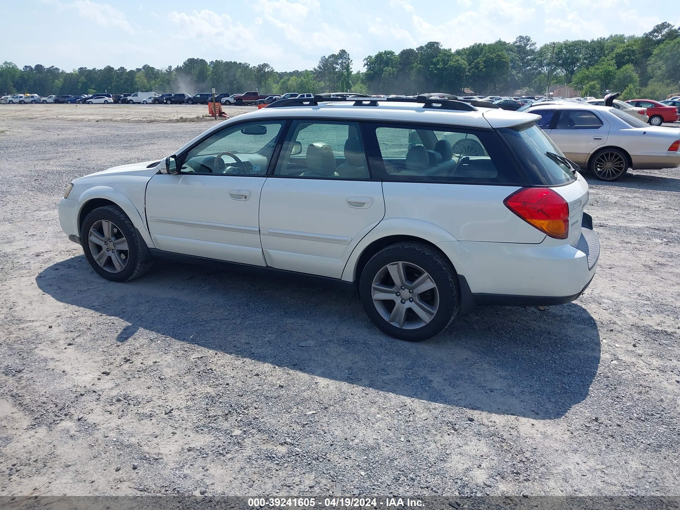 Photo 2 VIN: 4S4BP86C564329519 - SUBARU OUTBACK 