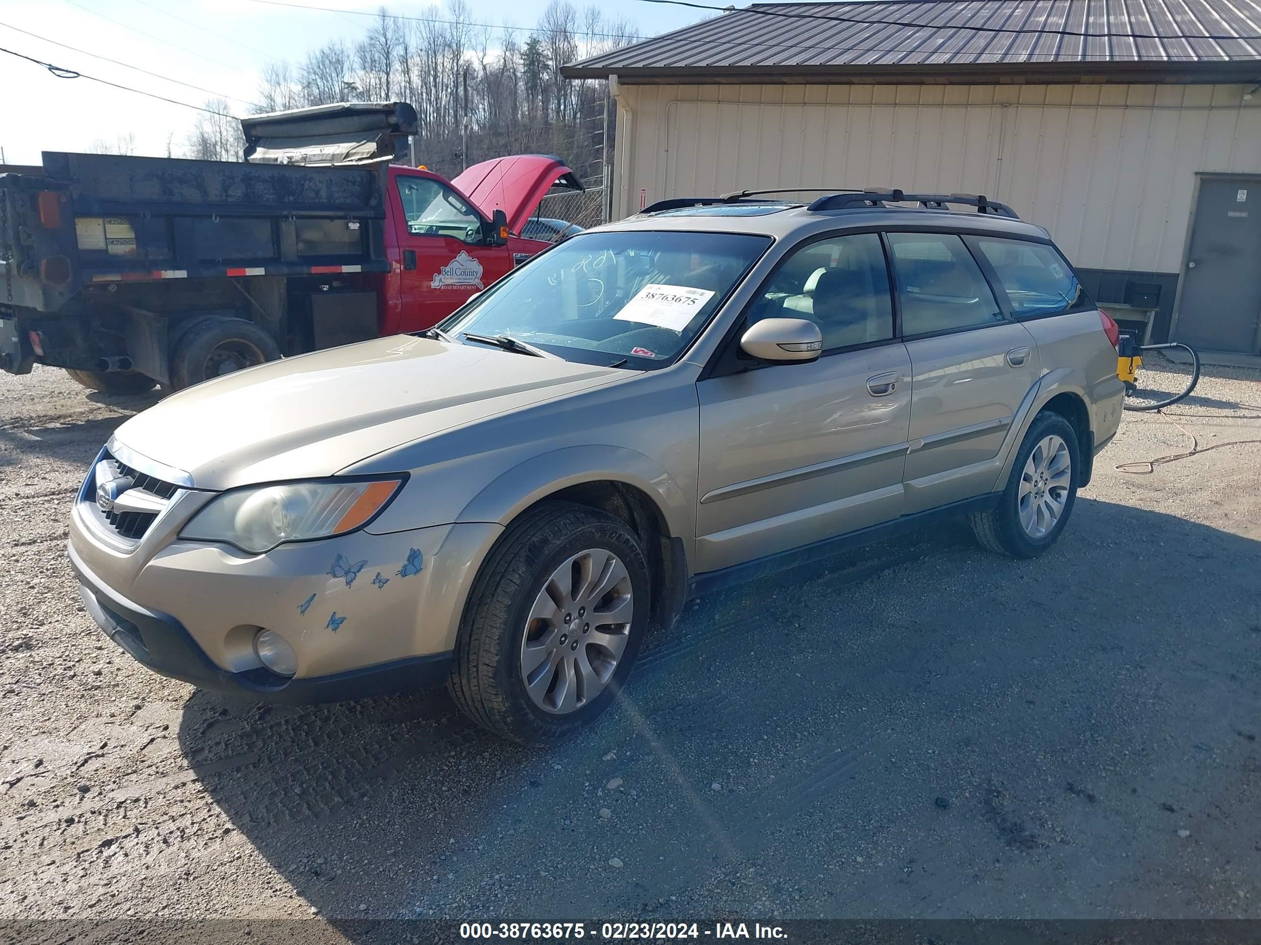 Photo 1 VIN: 4S4BP86C684331184 - SUBARU OUTBACK 