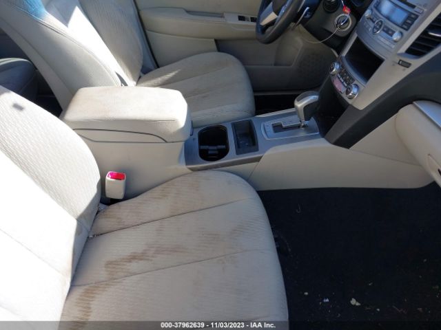 Photo 4 VIN: 4S4BRBAC0A3380939 - SUBARU OUTBACK 