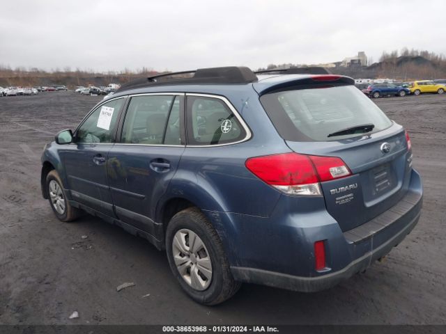 Photo 2 VIN: 4S4BRBAC0D3261714 - SUBARU OUTBACK 