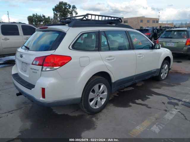 Photo 3 VIN: 4S4BRBAC1C1219014 - SUBARU OUTBACK 