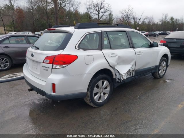 Photo 3 VIN: 4S4BRBAC1C3261252 - SUBARU OUTBACK 