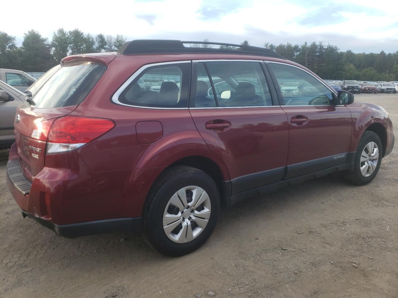 Photo 2 VIN: 4S4BRBAC1D3310614 - SUBARU OUTBACK 