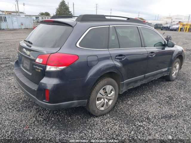 Photo 3 VIN: 4S4BRBAC2A1318924 - SUBARU OUTBACK 