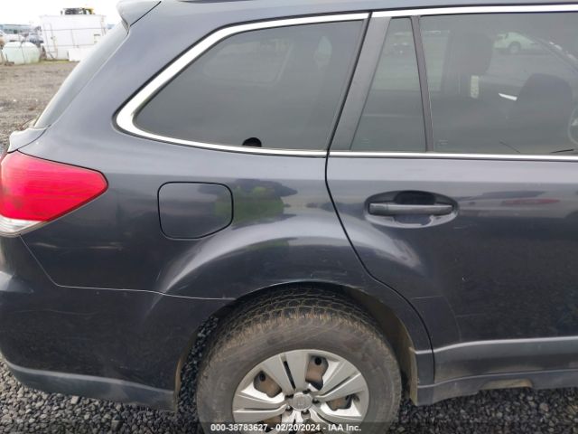 Photo 5 VIN: 4S4BRBAC2A1318924 - SUBARU OUTBACK 