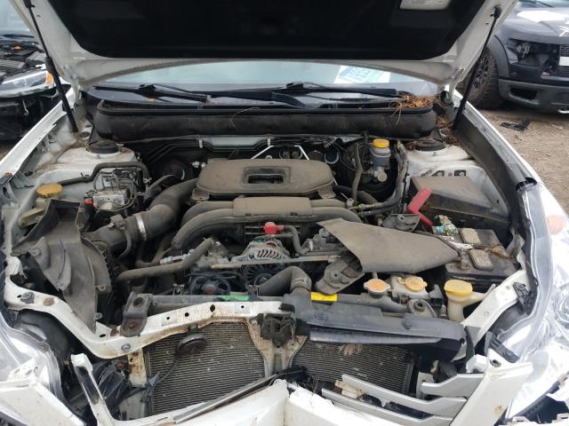 Photo 6 VIN: 4S4BRBAC2B3374030 - SUBARU OUTBACK 2. 