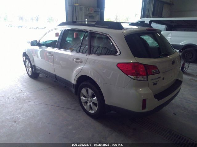 Photo 2 VIN: 4S4BRBAC2C3270753 - SUBARU OUTBACK 