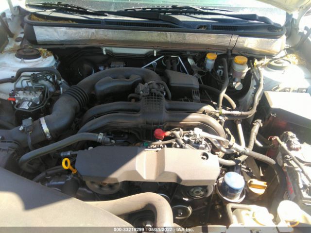 Photo 9 VIN: 4S4BRBAC2E1231918 - SUBARU OUTBACK 