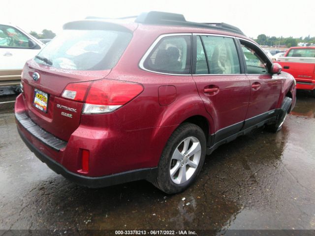 Photo 3 VIN: 4S4BRBAC2E3302779 - SUBARU OUTBACK 