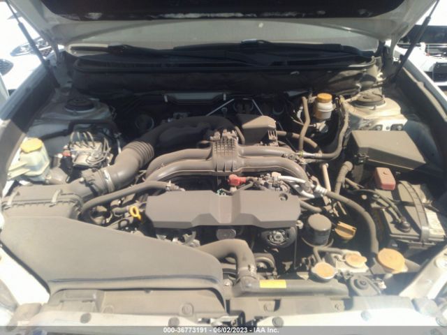 Photo 9 VIN: 4S4BRBAC3E3221421 - SUBARU OUTBACK 