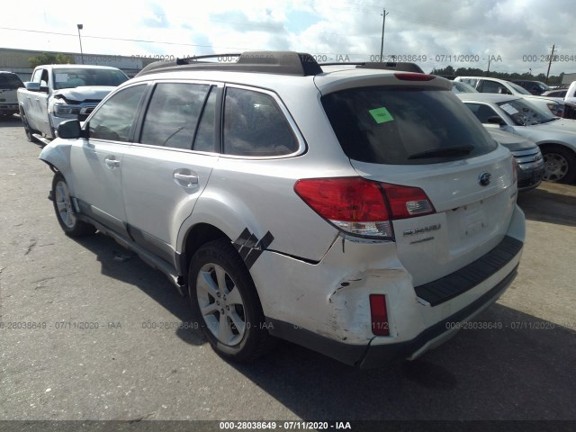 Photo 2 VIN: 4S4BRBAC3E3267928 - SUBARU OUTBACK 