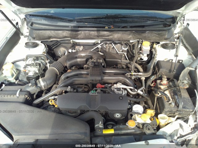 Photo 9 VIN: 4S4BRBAC3E3267928 - SUBARU OUTBACK 