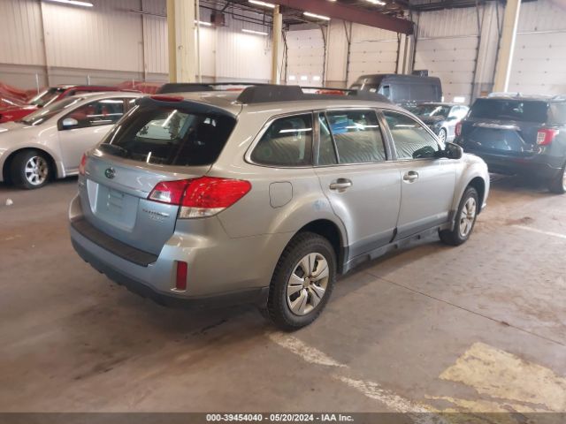 Photo 3 VIN: 4S4BRBAC4B3405021 - SUBARU OUTBACK 