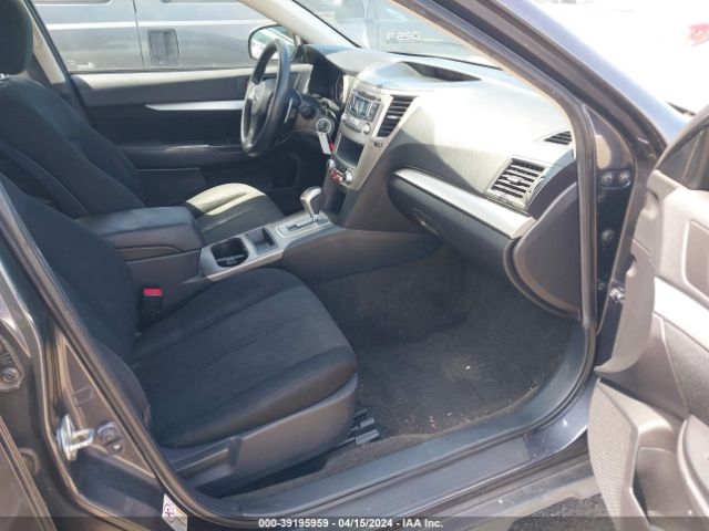 Photo 4 VIN: 4S4BRBAC5D3222455 - SUBARU OUTBACK 