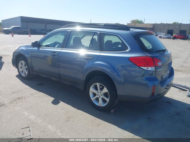 Photo 2 VIN: 4S4BRBAC5E3215314 - SUBARU OUTBACK 