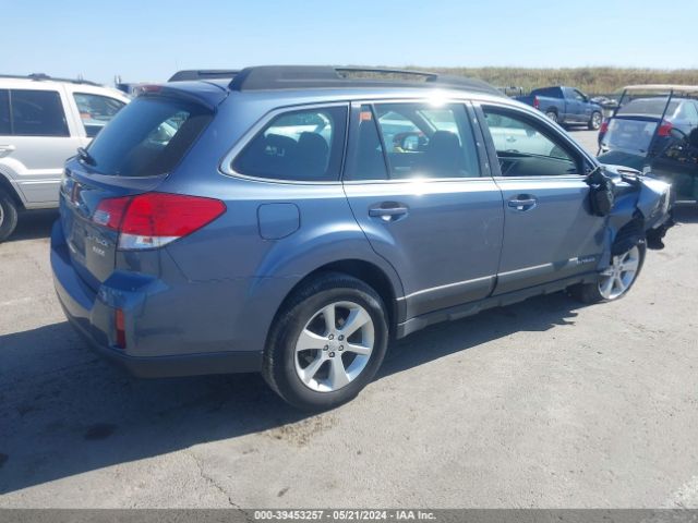 Photo 3 VIN: 4S4BRBAC5E3215314 - SUBARU OUTBACK 