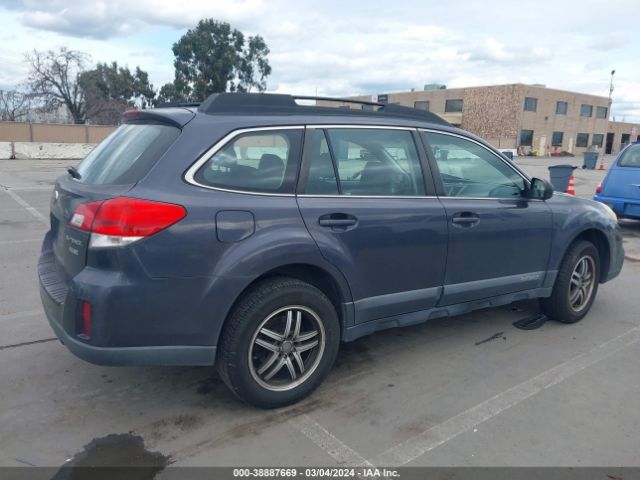 Photo 3 VIN: 4S4BRBAC6D3278940 - SUBARU OUTBACK 