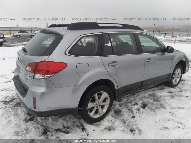 Photo 3 VIN: 4S4BRBAC6E3254428 - SUBARU OUTBACK 