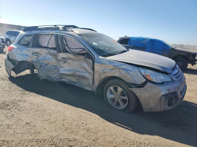 Photo 3 VIN: 4S4BRBAC6E3277823 - SUBARU OUTBACK 