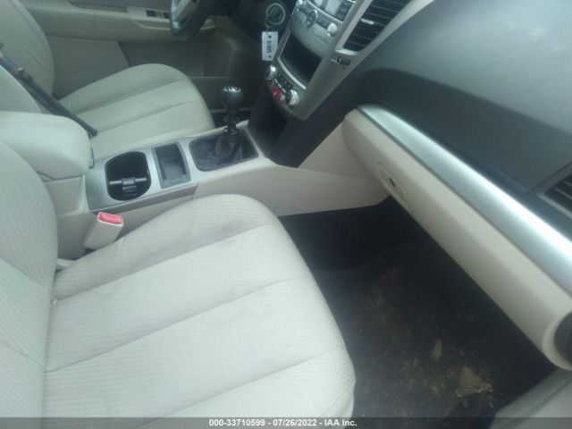 Photo 4 VIN: 4S4BRBAC7B1326227 - SUBARU OUTBACK 