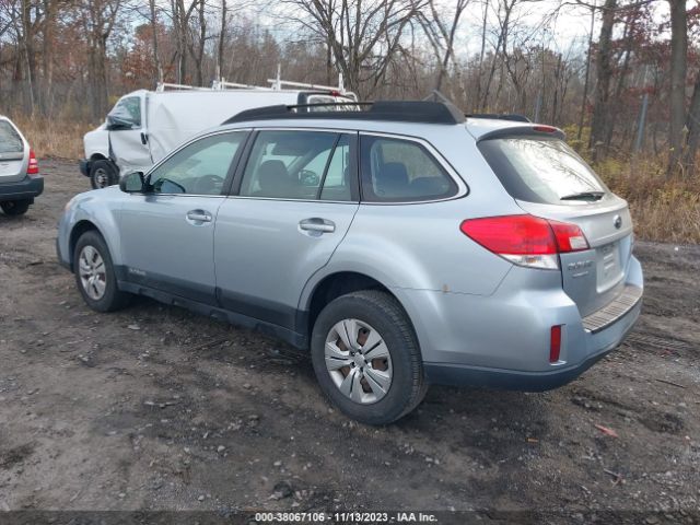 Photo 2 VIN: 4S4BRBAC7D3300198 - SUBARU OUTBACK 