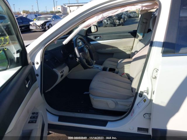 Photo 4 VIN: 4S4BRBAC7D3313615 - SUBARU OUTBACK 