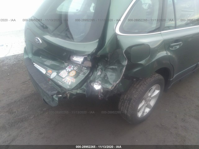 Photo 5 VIN: 4S4BRBAC7E3235399 - SUBARU OUTBACK 