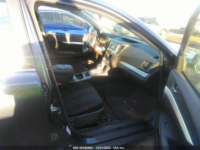 Photo 4 VIN: 4S4BRBAC9D3228176 - SUBARU OUTBACK 