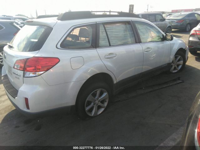 Photo 3 VIN: 4S4BRBAC9E3253631 - SUBARU OUTBACK 