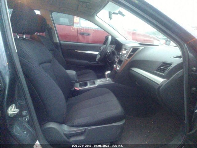 Photo 4 VIN: 4S4BRBACXB3312018 - SUBARU OUTBACK 