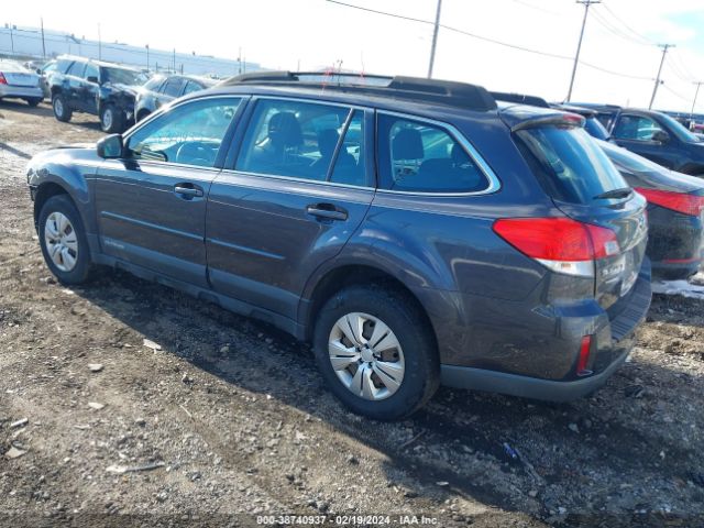 Photo 2 VIN: 4S4BRBACXD3262949 - SUBARU OUTBACK 