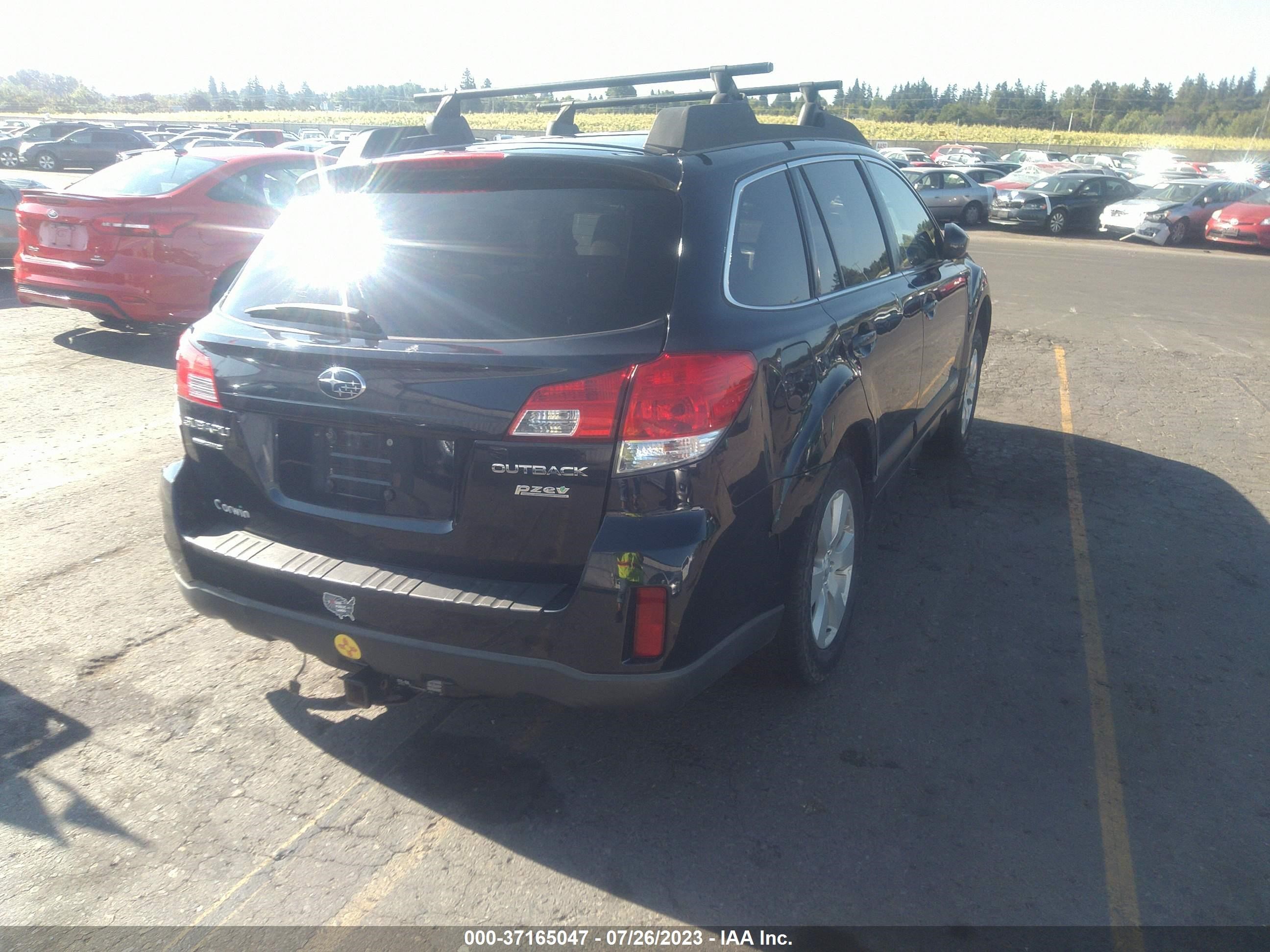 Photo 3 VIN: 4S4BRBBC9C3247677 - SUBARU OUTBACK 