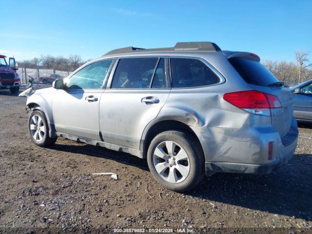 Photo 2 VIN: 4S4BRBCC0B3395102 - SUBARU OUTBACK 