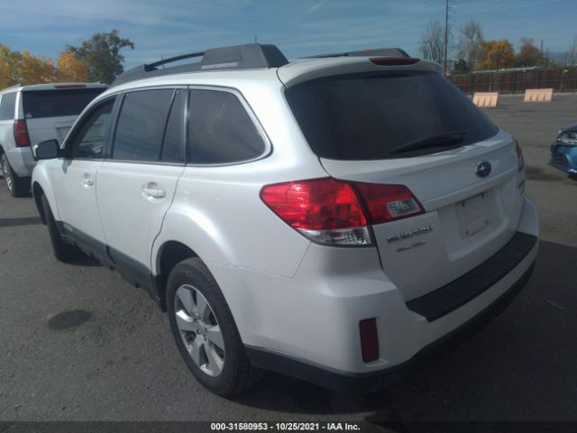 Photo 2 VIN: 4S4BRBCC1B3377529 - SUBARU OUTBACK 