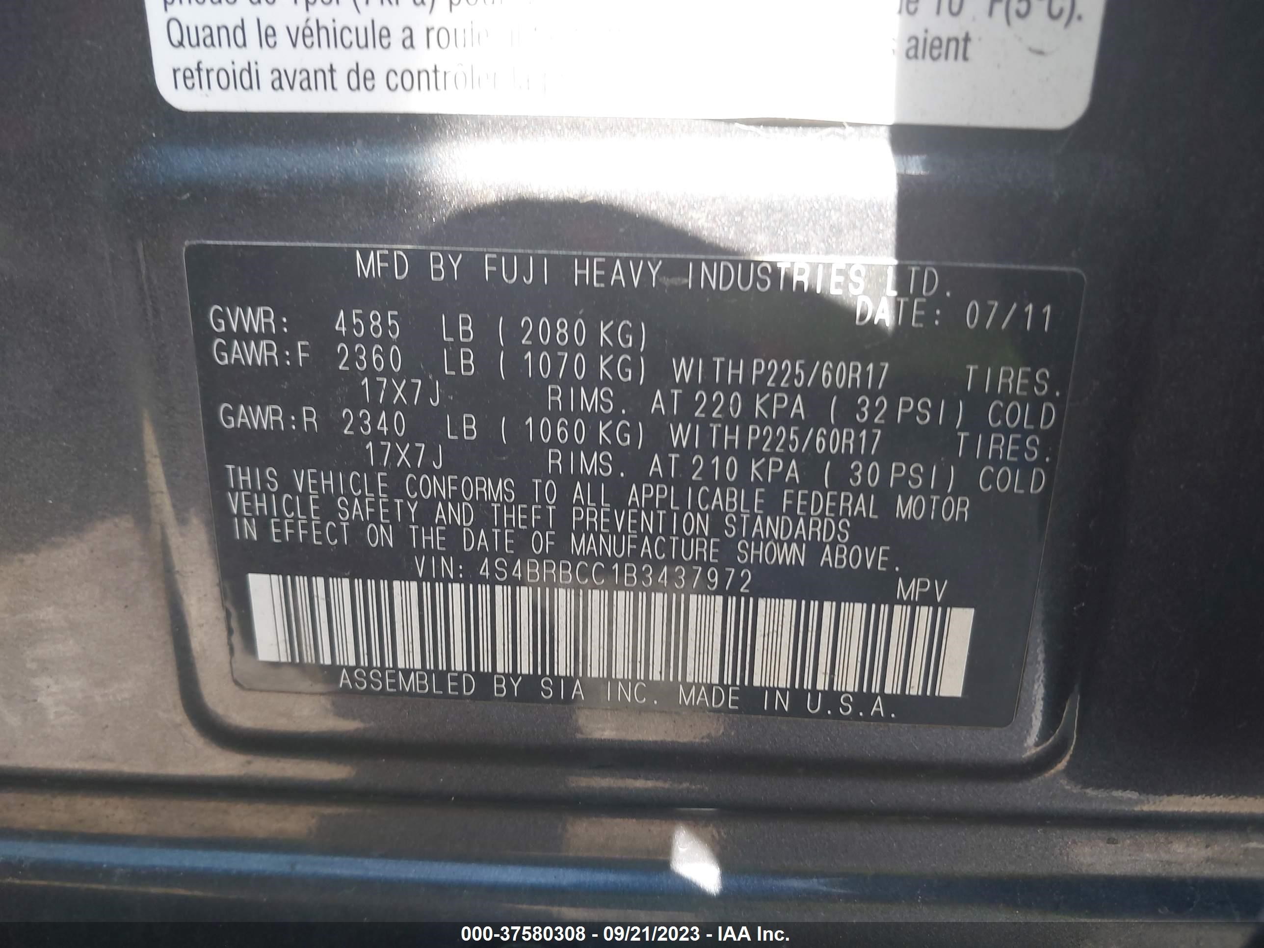 Photo 8 VIN: 4S4BRBCC1B3437972 - SUBARU OUTBACK 