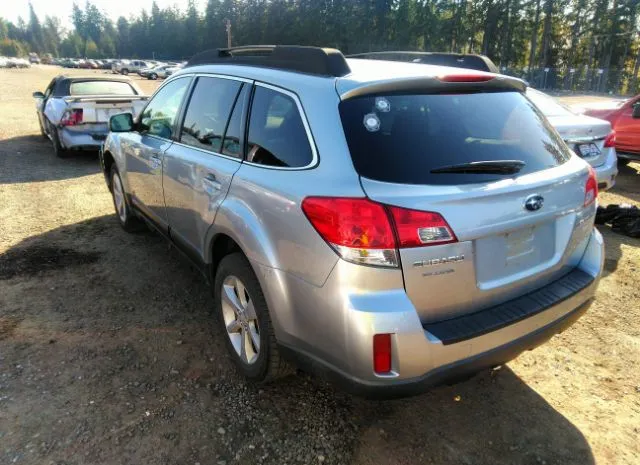 Photo 2 VIN: 4S4BRBCC1D3209313 - SUBARU OUTBACK 