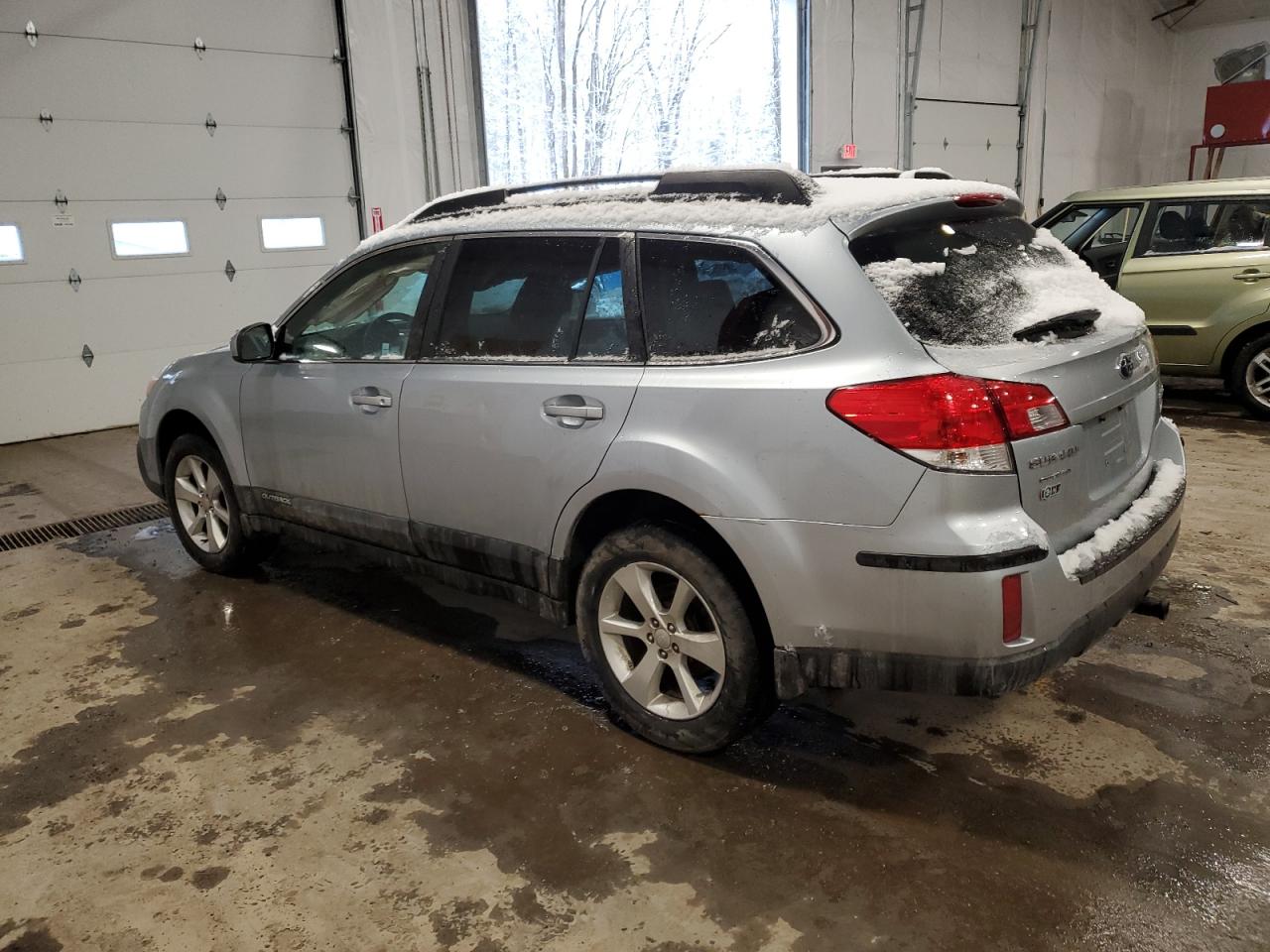 Photo 1 VIN: 4S4BRBCC1D3245065 - SUBARU OUTBACK 