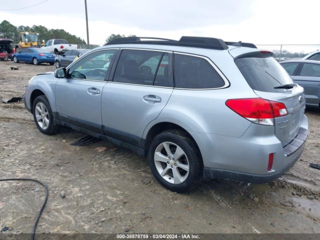 Photo 2 VIN: 4S4BRBCC1E3288645 - SUBARU OUTBACK 