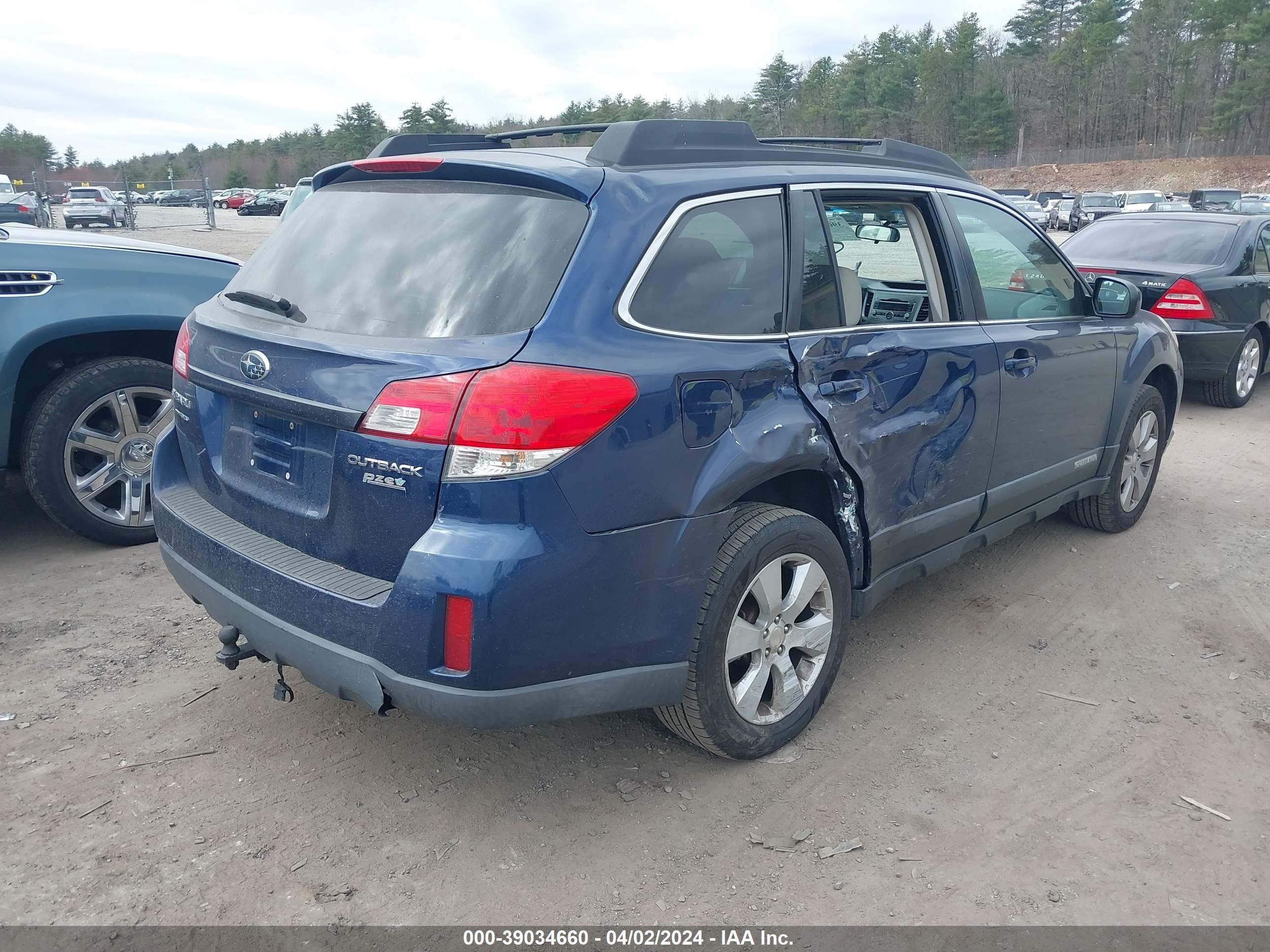 Photo 3 VIN: 4S4BRBCC2A3345669 - SUBARU OUTBACK 