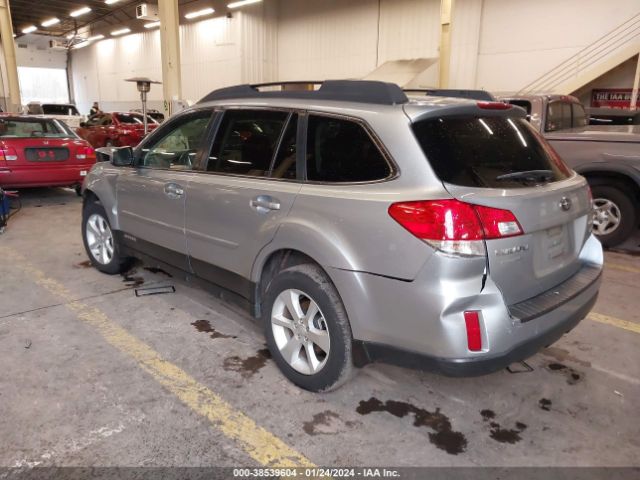 Photo 2 VIN: 4S4BRBCC2D3209448 - SUBARU OUTBACK 