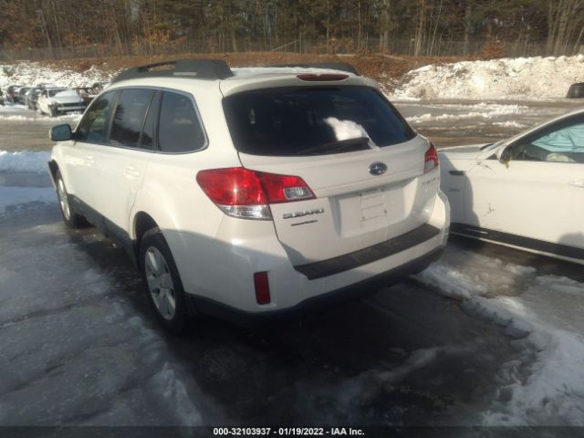 Photo 2 VIN: 4S4BRBCC3B1381867 - SUBARU OUTBACK 