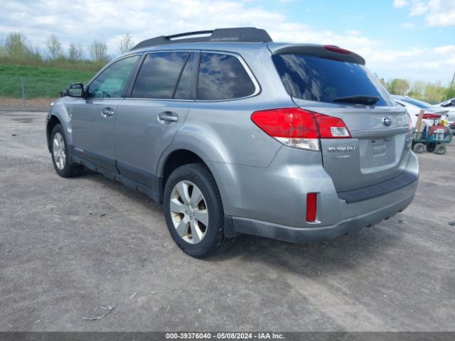 Photo 2 VIN: 4S4BRBCC3B3354043 - SUBARU OUTBACK 