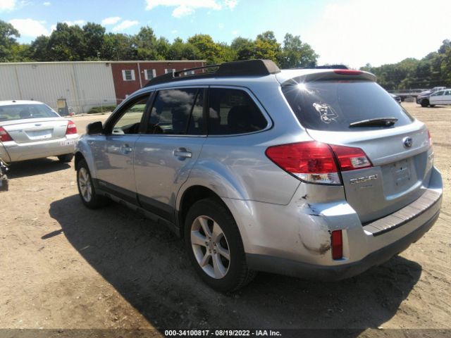 Photo 2 VIN: 4S4BRBCC3E3300102 - SUBARU OUTBACK 