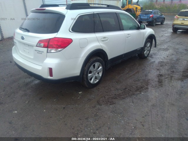 Photo 3 VIN: 4S4BRBCC4B3316949 - SUBARU OUTBACK 