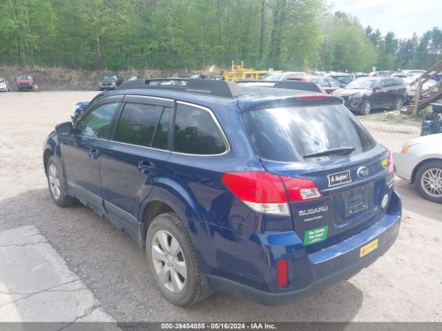 Photo 2 VIN: 4S4BRBCC4B3318703 - SUBARU OUTBACK 