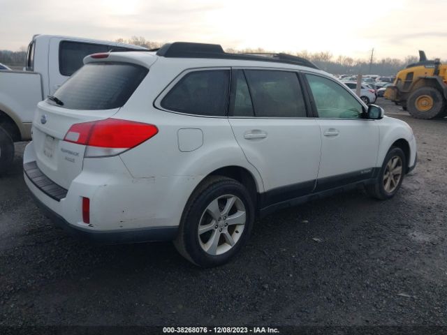 Photo 3 VIN: 4S4BRBCC4D3265312 - SUBARU OUTBACK 