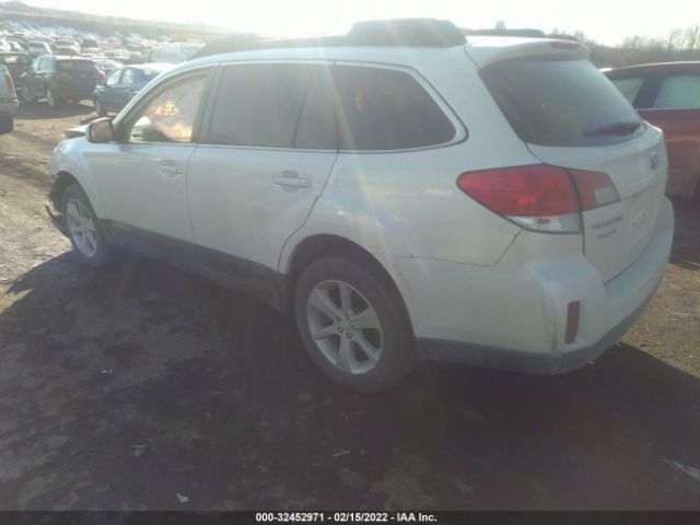 Photo 2 VIN: 4S4BRBCC4D3302035 - SUBARU OUTBACK 