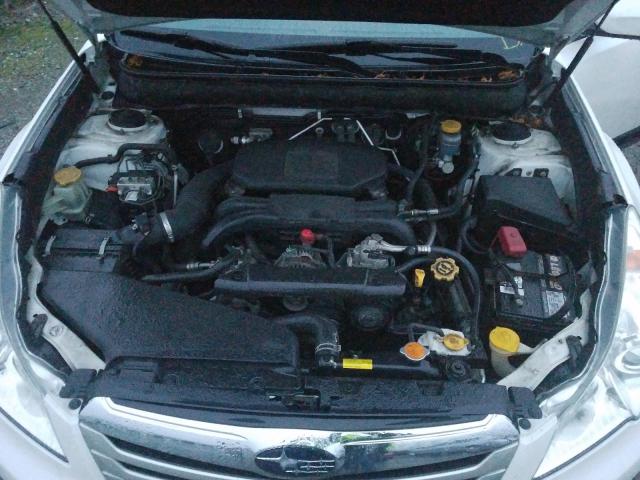 Photo 6 VIN: 4S4BRBCC5B3405395 - SUBARU OUTBACK 2. 