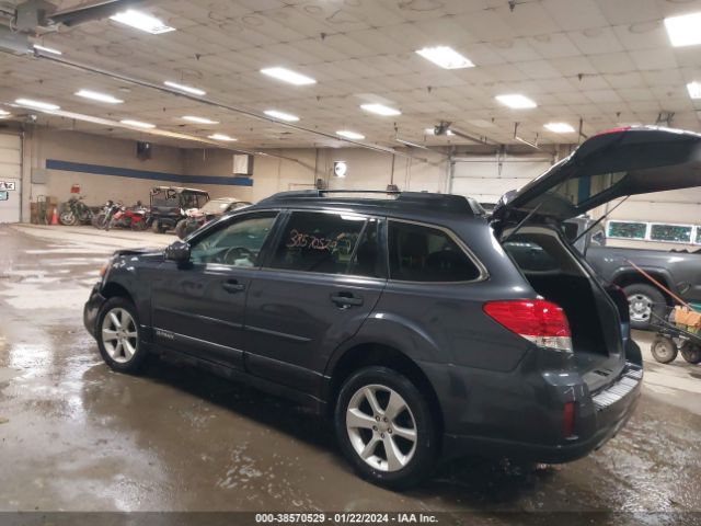 Photo 2 VIN: 4S4BRBCC5D3257011 - SUBARU OUTBACK 